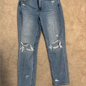American Eagle Outfitters Blue Skinny Jeans with Rips at the knees